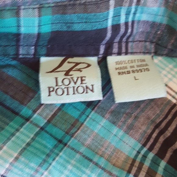 Green and Black Plaid Shirt - Picture 3 of 4